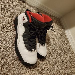 Jordan 10s size 7Y